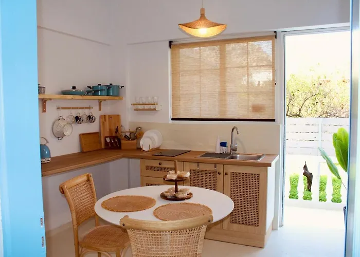 Afroditi Junior أرخانجلوس